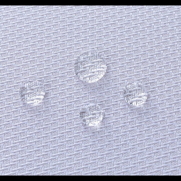 New White Biscaynebay Textured Fabric Tablecloth 60 X 84 Inches Rectangular - Picture 3 of 5